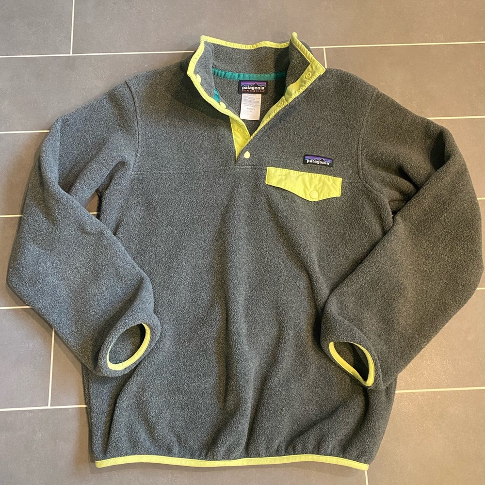 SOLD ⭕️ (Patagonia) fleece